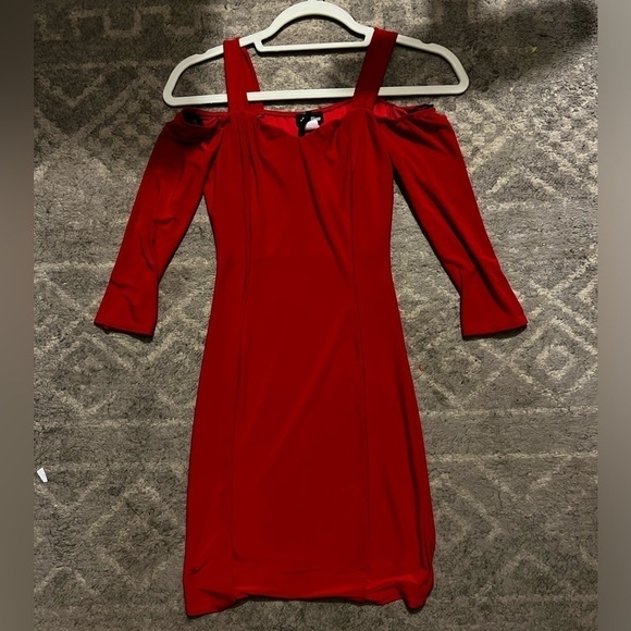 Fashion Magazine Dresses & Skirts - Red hot 90’s off the shoulder mini dress
